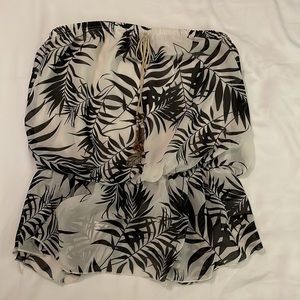 Beachy strapless top